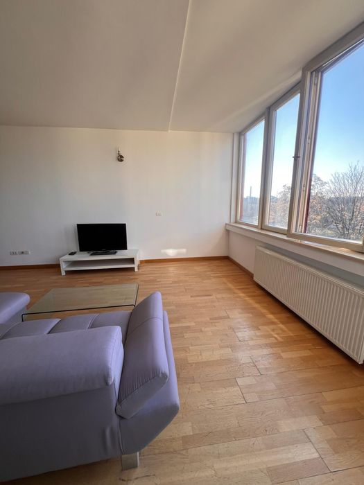 Apartament central, premium, cu vedere laterala la Bega