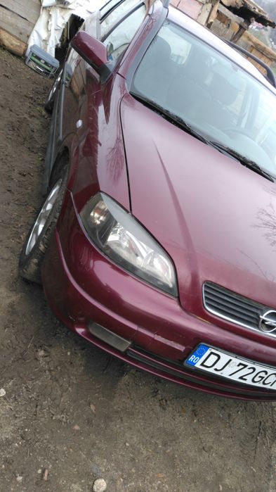 De vânzare Opel caravan 1.6 Benzina vânduta