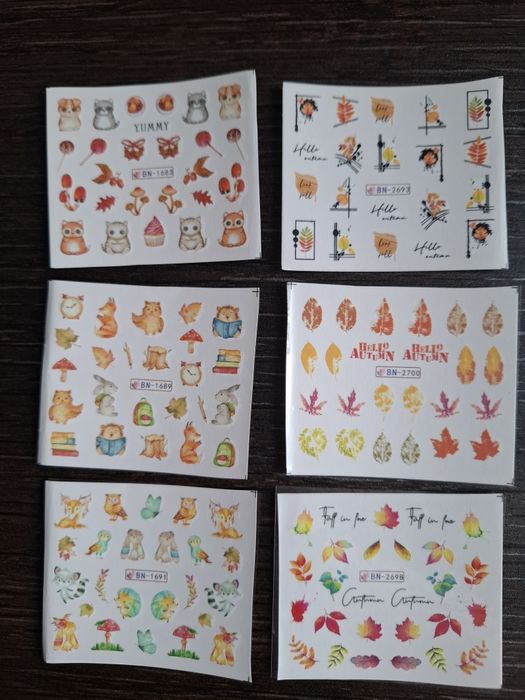 Водни стикери за нокти