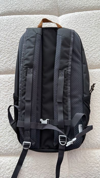 Чисто НОВА раница