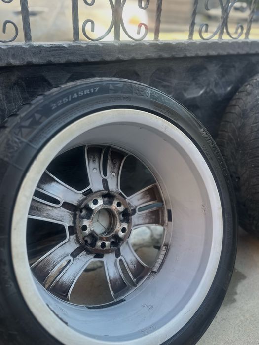 Оригинални лети джанти 17" за Mercedes с гуми Nexen 225/45 R17