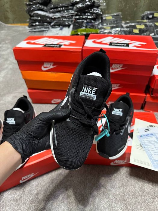 Nike кроссовки / для бега / для ходьбы