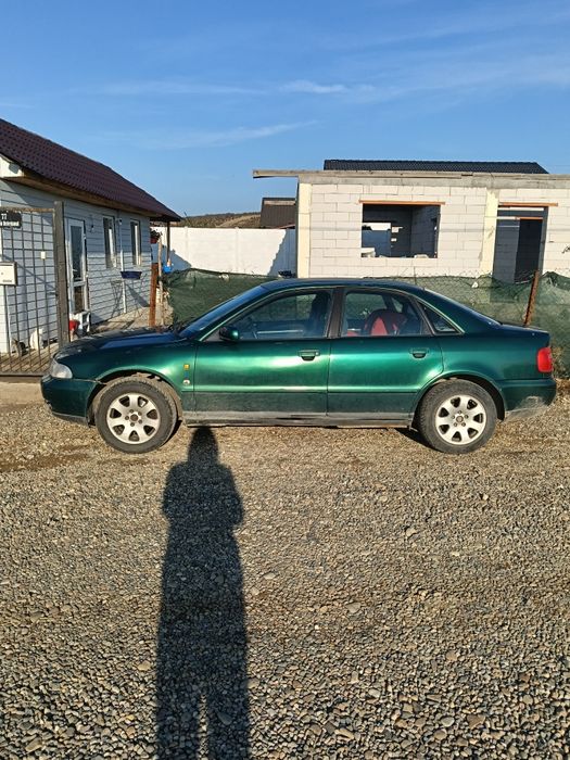 AUDI A4 0 — imagine 3