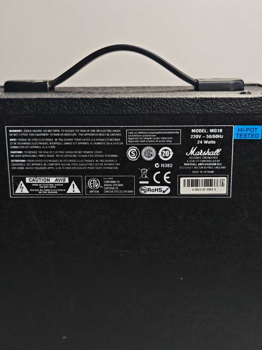 Кубе за китара - Marshall MG10