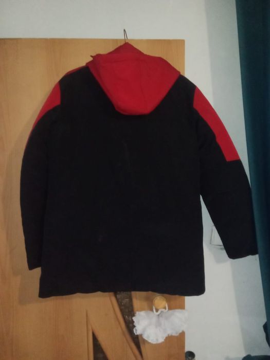 Продам куртку мужкой