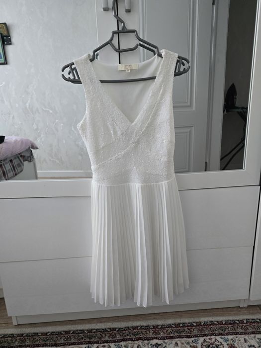 Платье 44-46 размер, длинна до колен