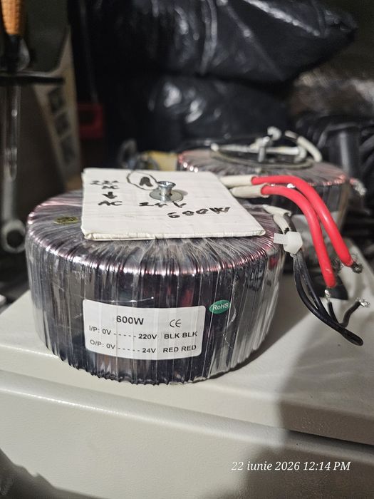 Vând 2 transformatori de 600w si 1000w in perfectă stare de funcționare.