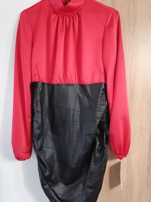 Дамска рокля М размер