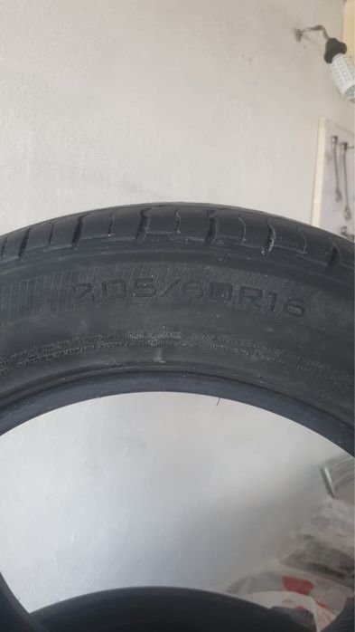 Продам покрышку Триангл