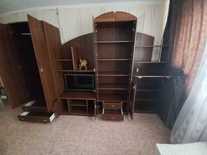 Продам стенку  б/у