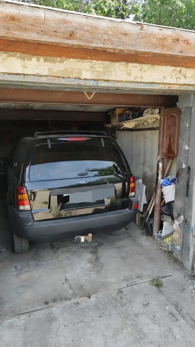 Продаётся  гараж