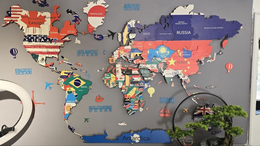 Dunyo xaritasi premium sifatda