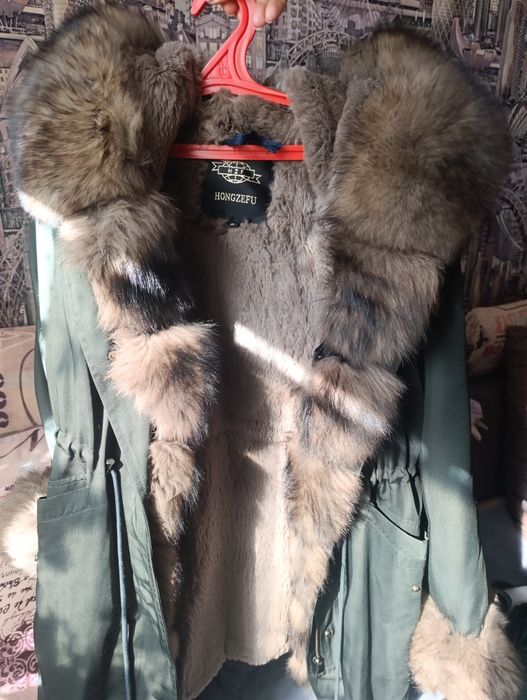 Продам парку в хорошем состоянии