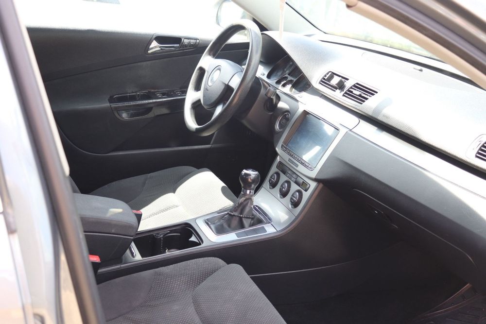 VOLKSWAGEN Passat 2006 — imagine 3