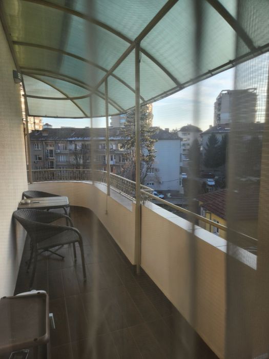 Дава се под наем Тристаен апартамент в Велико Търново, Център - 103 кв.м за 372.3 € - Снимка #13