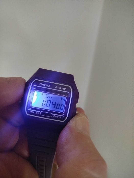 Casio ceas Casio F-91W digital cu alarmă, dată, lumină