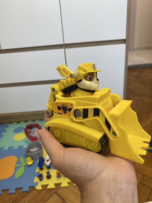 Лот  фигурки пес потрул