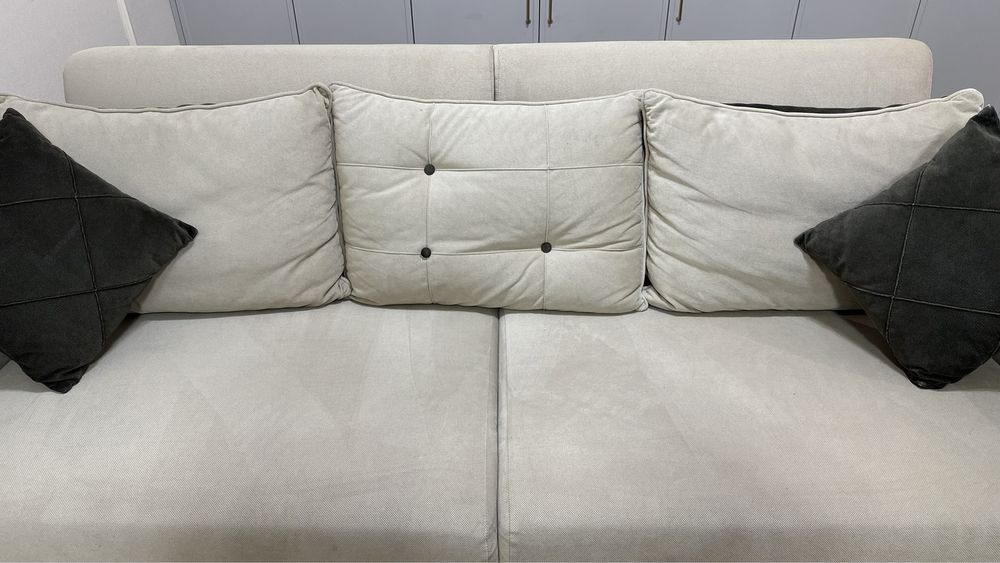 Диван для гостиной