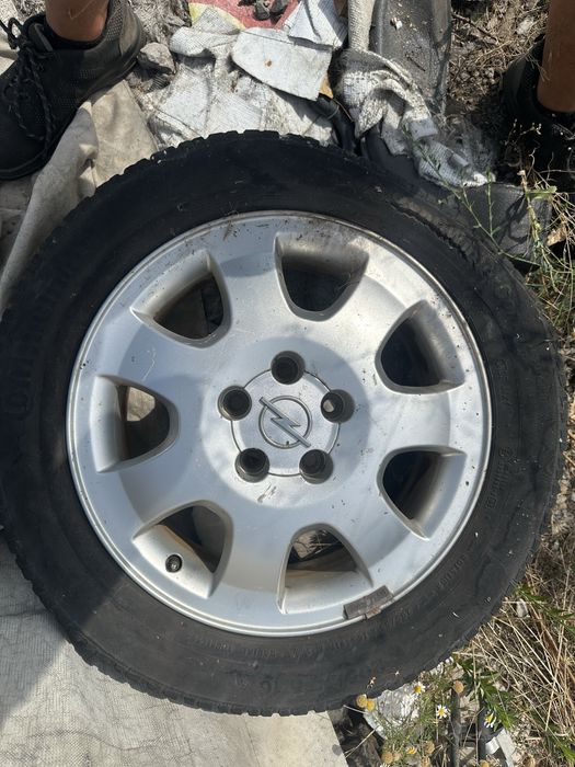 Оригинални джанти за Opel astra H 2007г/ опел астра H/ 16цола 5х110 65.1мм/ 6Jx16ET44/ подходяща зафира А и Б вектра Ц