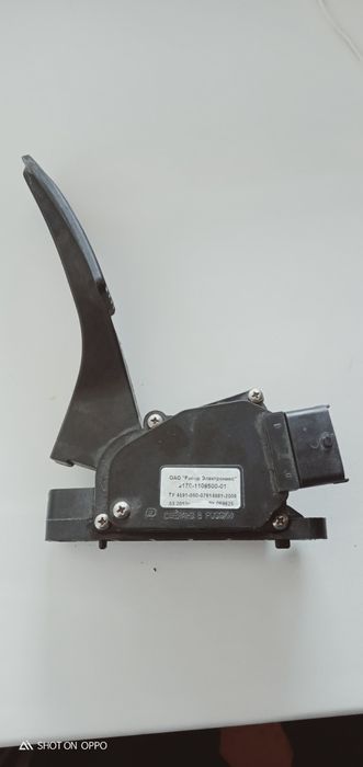 Электронная педаль газа