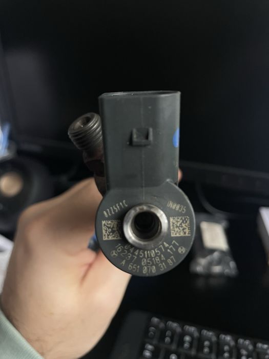 Injector BOSCH 0445110573