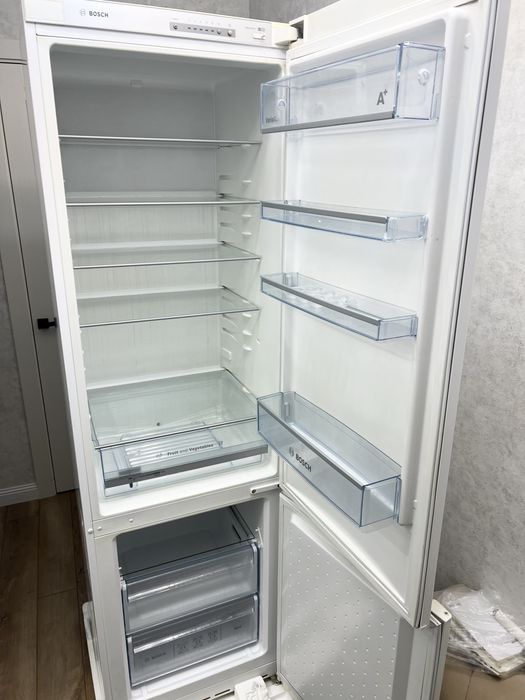 Продам Холодильник Bosch