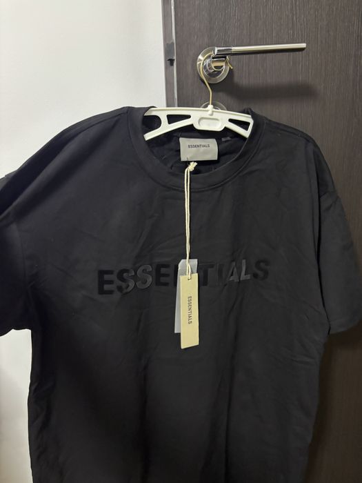 Tricou Essentials Negru – Mărimea L, Nou cu Etichetă
