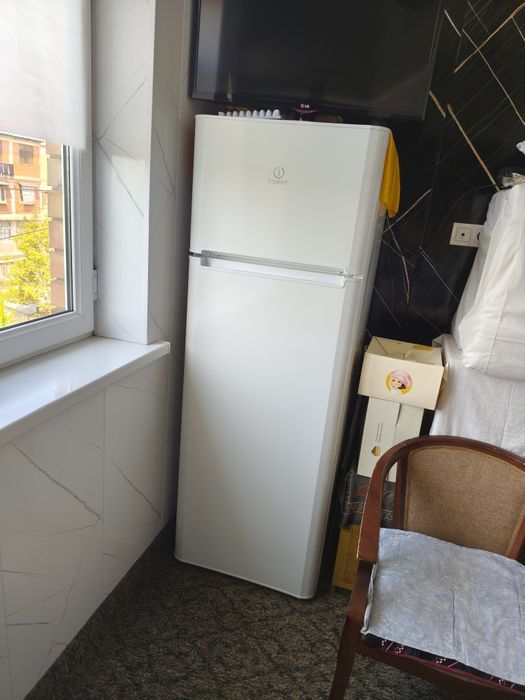 Холодильник индезит