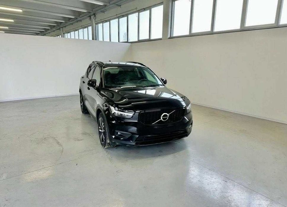VOLVO XC40 de vinzare