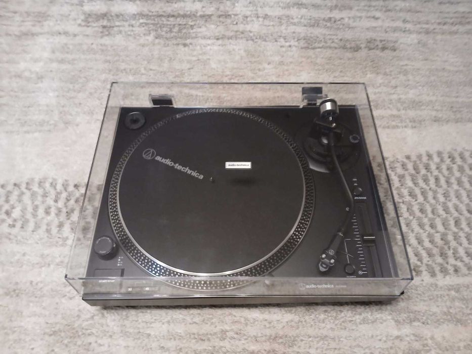 Pickup Audio-Technica AT-LP120XUSB – folosit de 2 ori, cutie originală