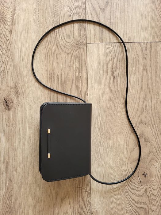 Vând gentuță ZARA