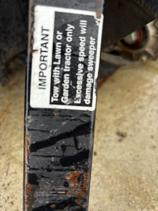 Matura pentru tractoras de gazon