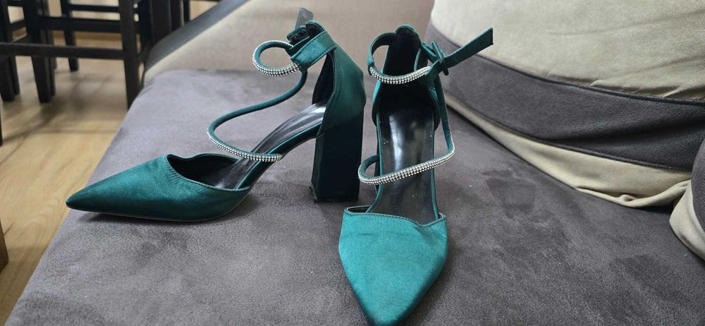 Дамски обувки 37 номер