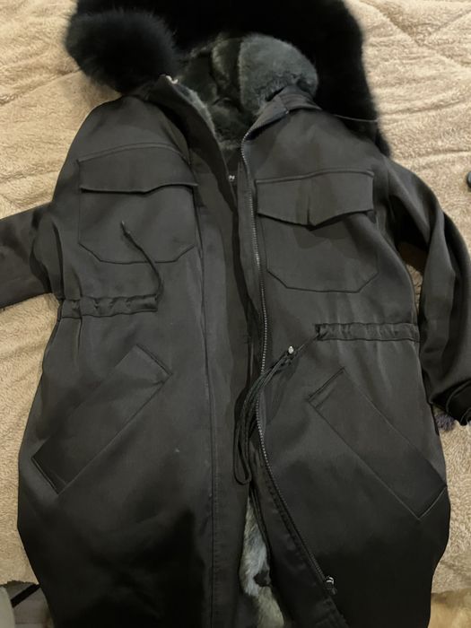 Черна парка Avin