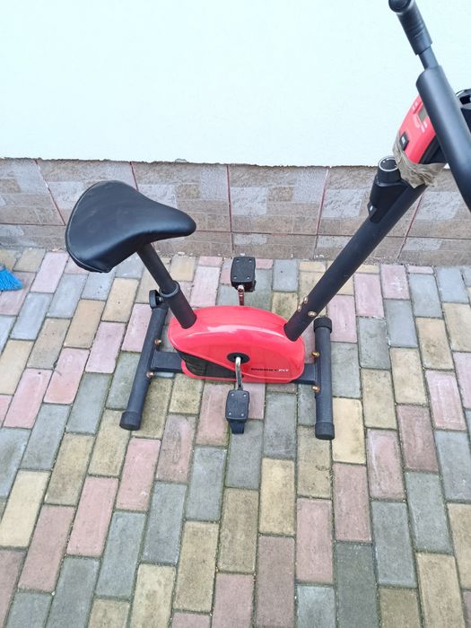 Vând bicicletă finiș stare bună de funcționare