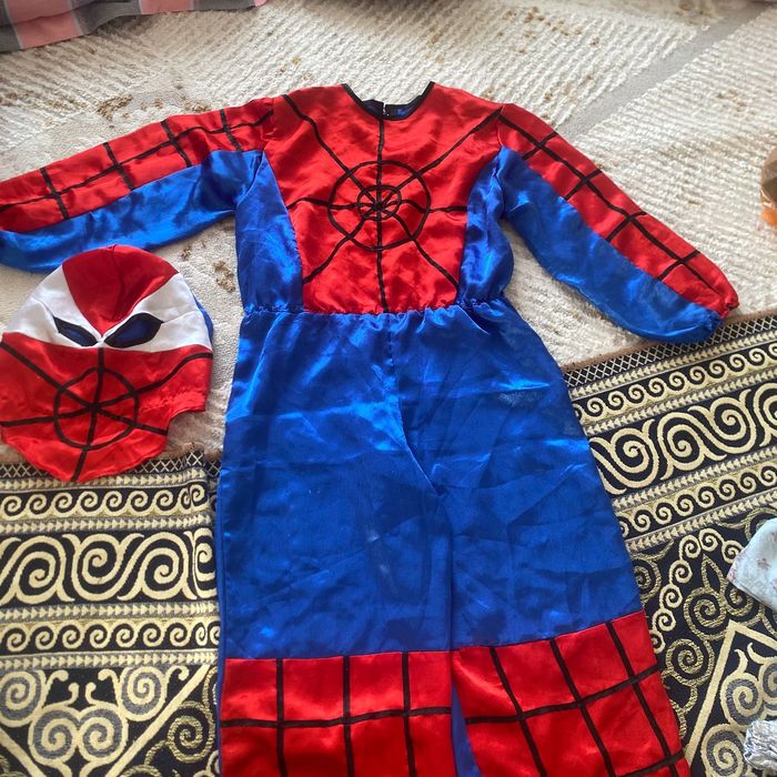 Костюм. Человек паук.