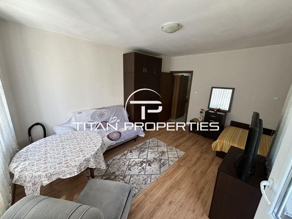 Дава се под наем Двустаен апартамент в Бургас, Възраждане - 50 кв.м за 346.8 € - Снимка #1