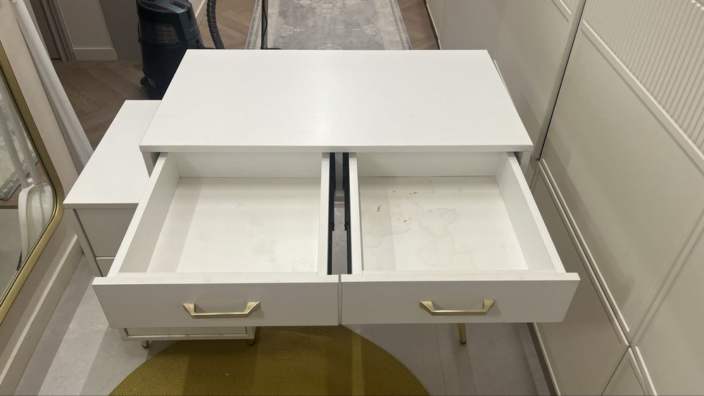 Продается тумба в хорошем состоянии