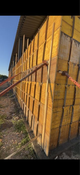 Inchirieri-vanzari cofraje doka asistenta si montaj