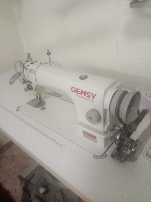 Промышленная швейная машина