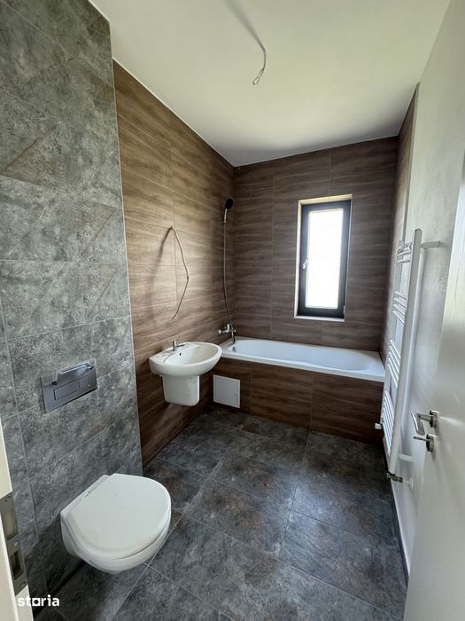 Apartament premium pe 2 niveluri, 3 camere – 84 mp