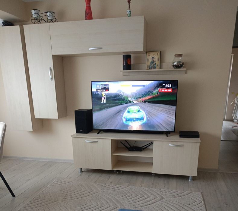 Vând pachet comoda +birou +mobilier/canapea cu Recliner living