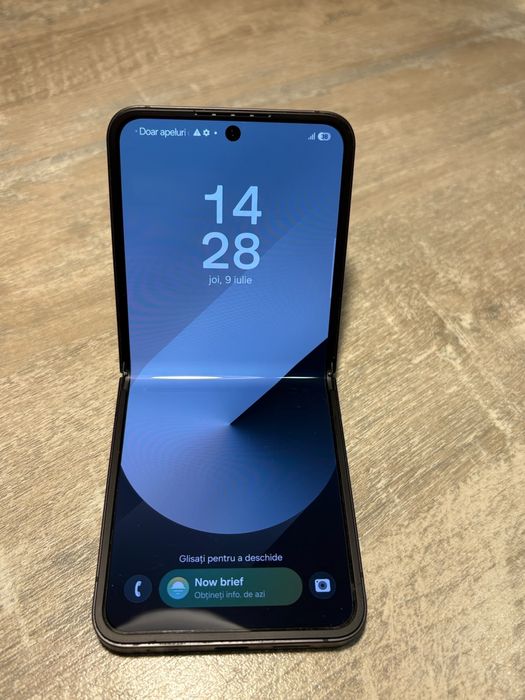 Vand Samsung  Z flip 6