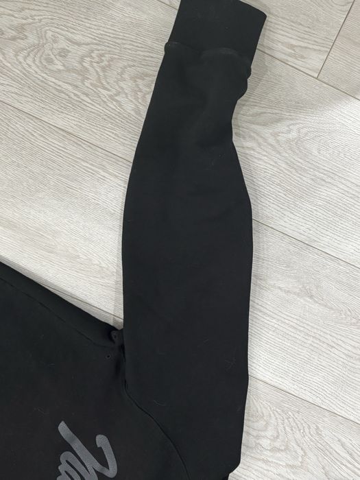 number nine fender hoddie