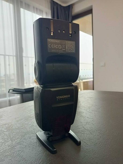 Светкавица YN686EX-RT