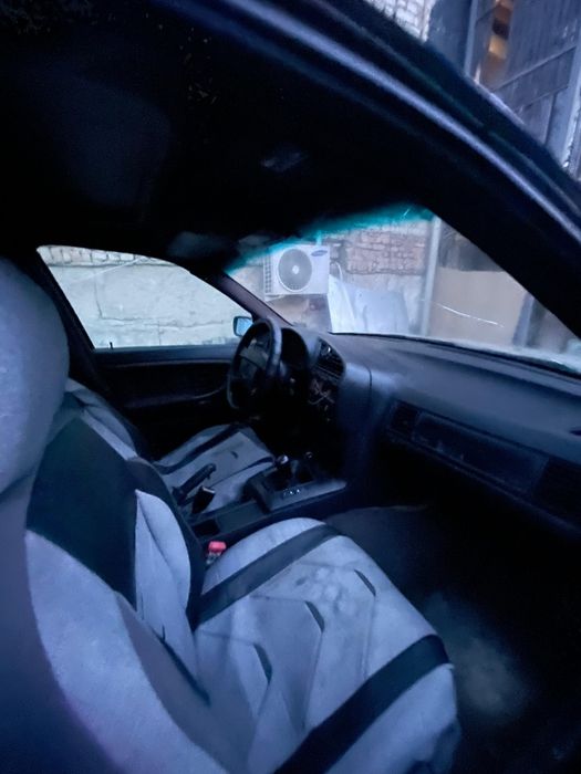 Продам БМВ е36 Кузов живой