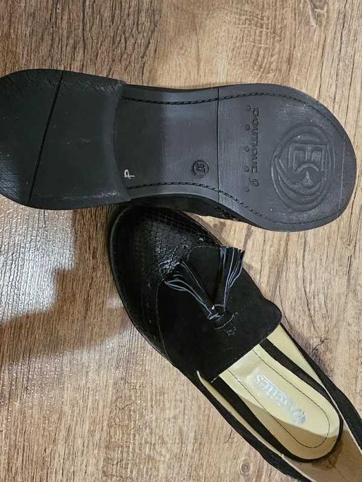 Vand pantofi mocasini