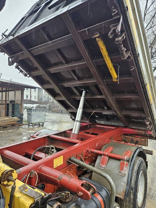 Vand iveco eurocargo 10 t 150cp basculabil macara forestiera