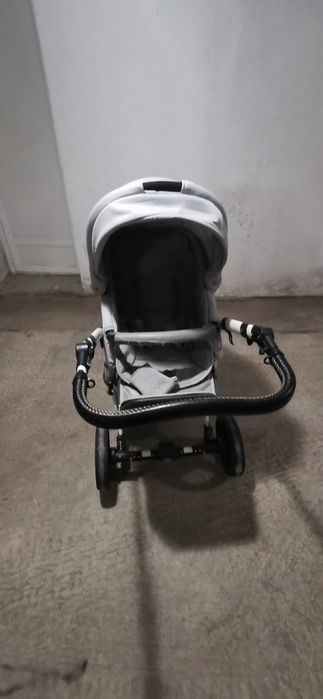 Бебешка  Количка