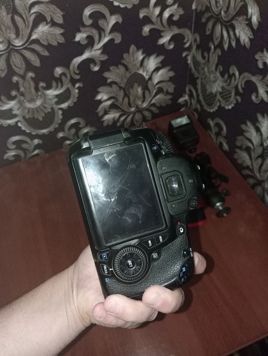 Canon 60d holati idiyal